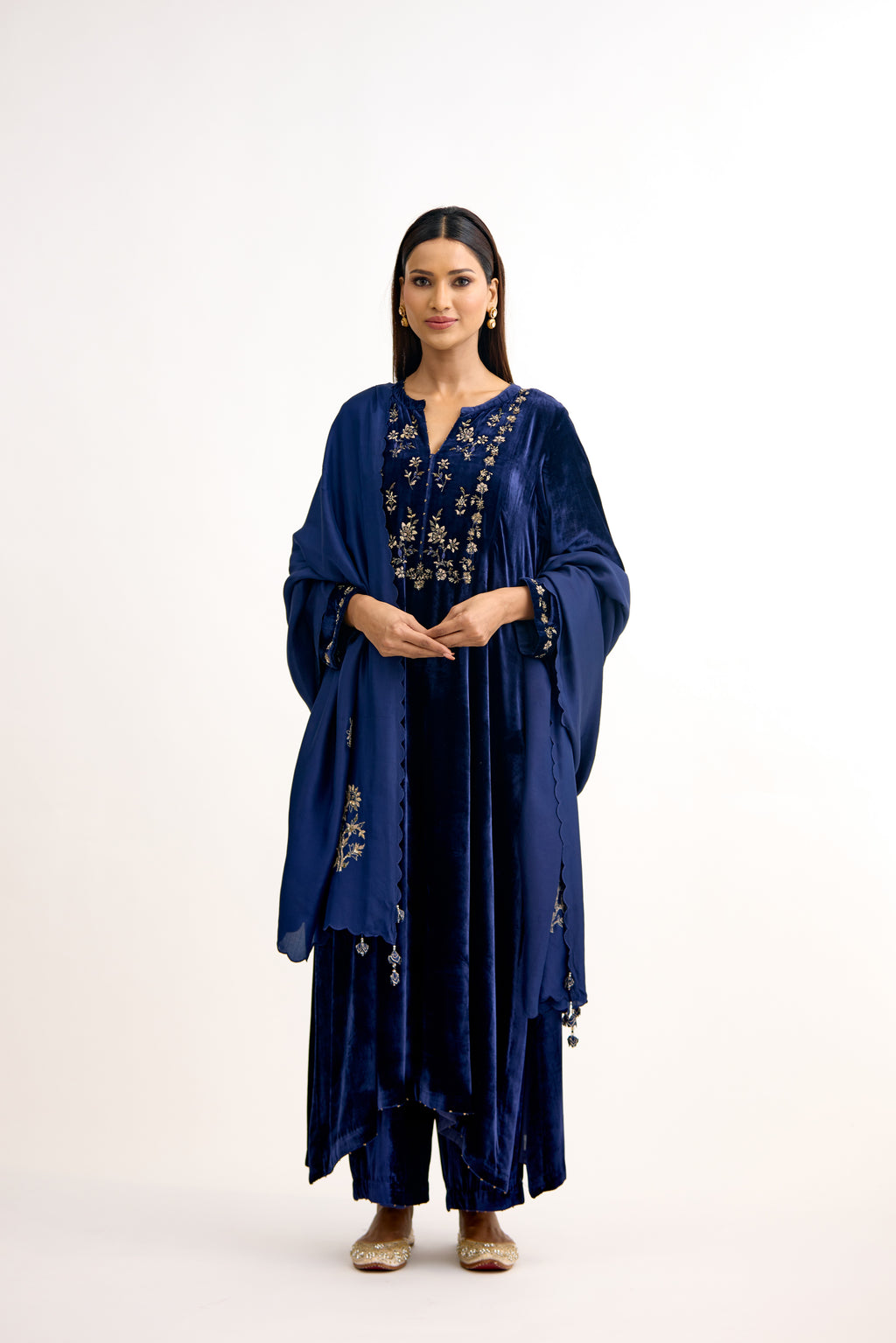 Zarmina Velvet Shahi Suit Set