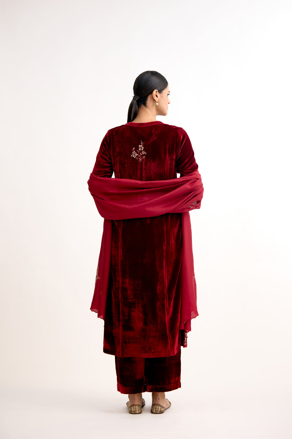 Zarmina Velvet Shahi Suit Set