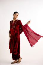 Zarmina Velvet Shahi Suit Set