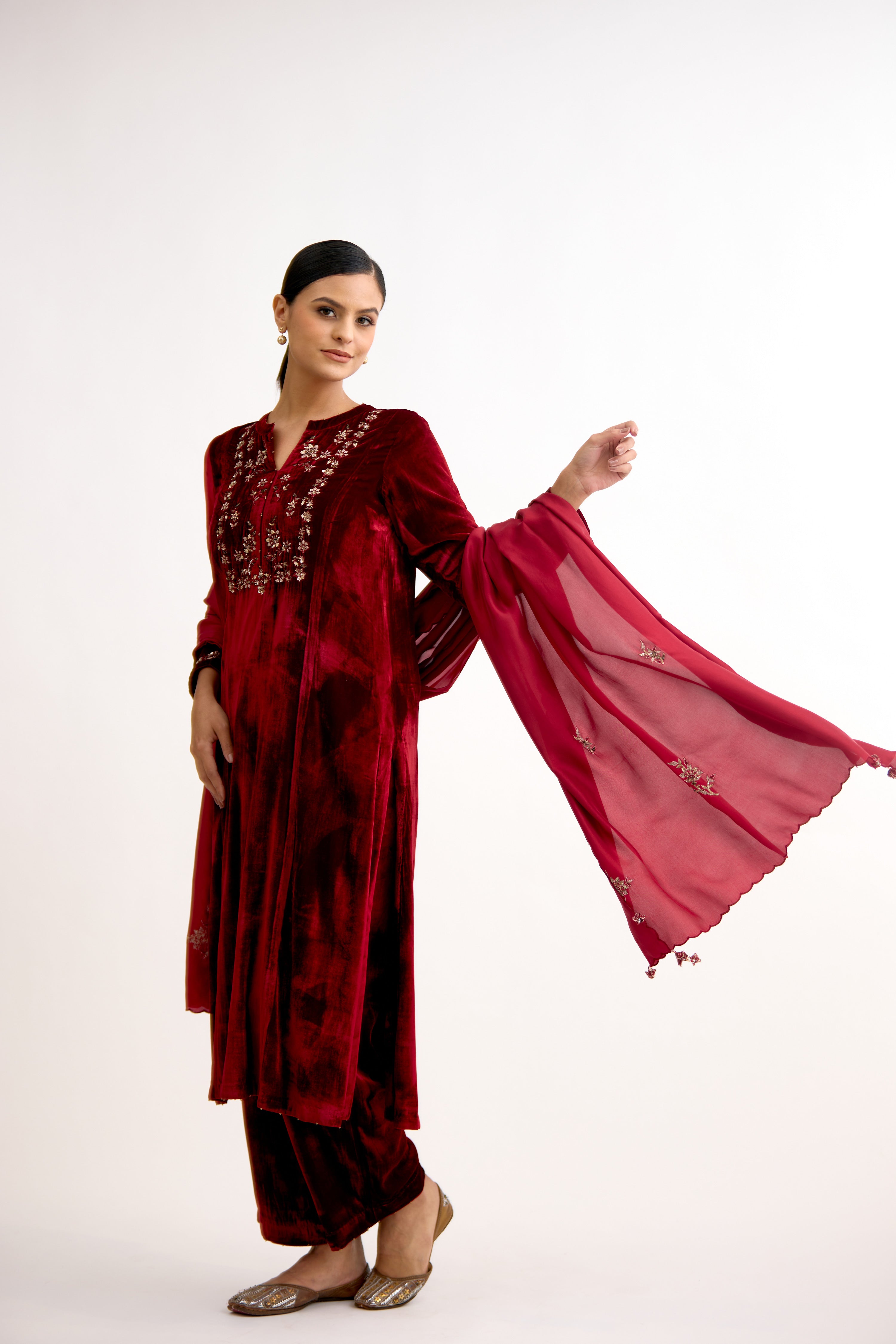 Zarmina Velvet Shahi Suit Set