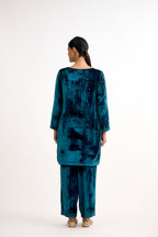 Noor-e-Zardosi Velvet Ensemble Co-Ord Set