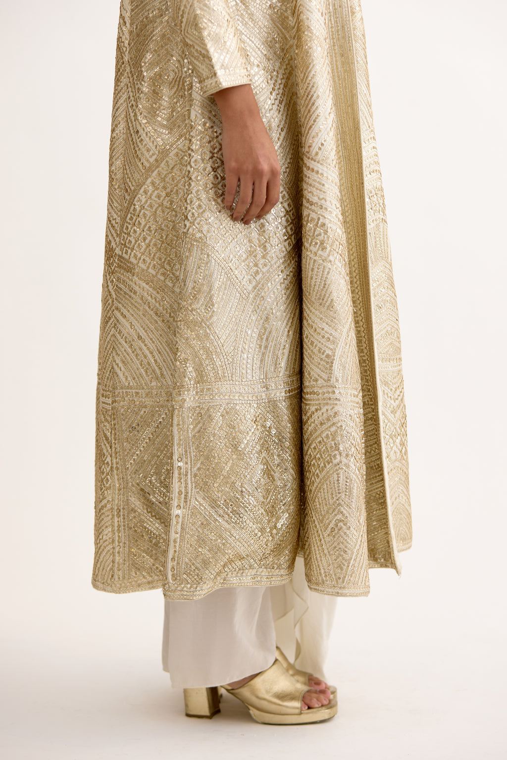 Nazaakat Cutdana & Sequins Handcrafted Indo Western With Cape Set