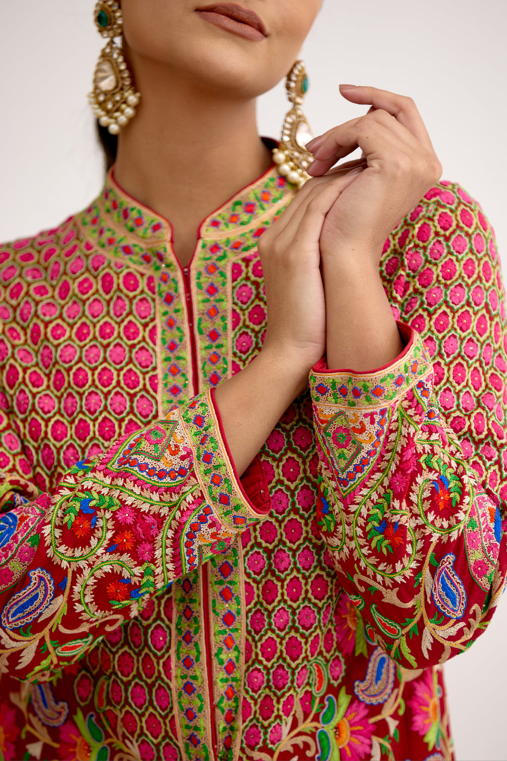 Riwaayat-e-Rang Mahal Georgette Straight Suit Set