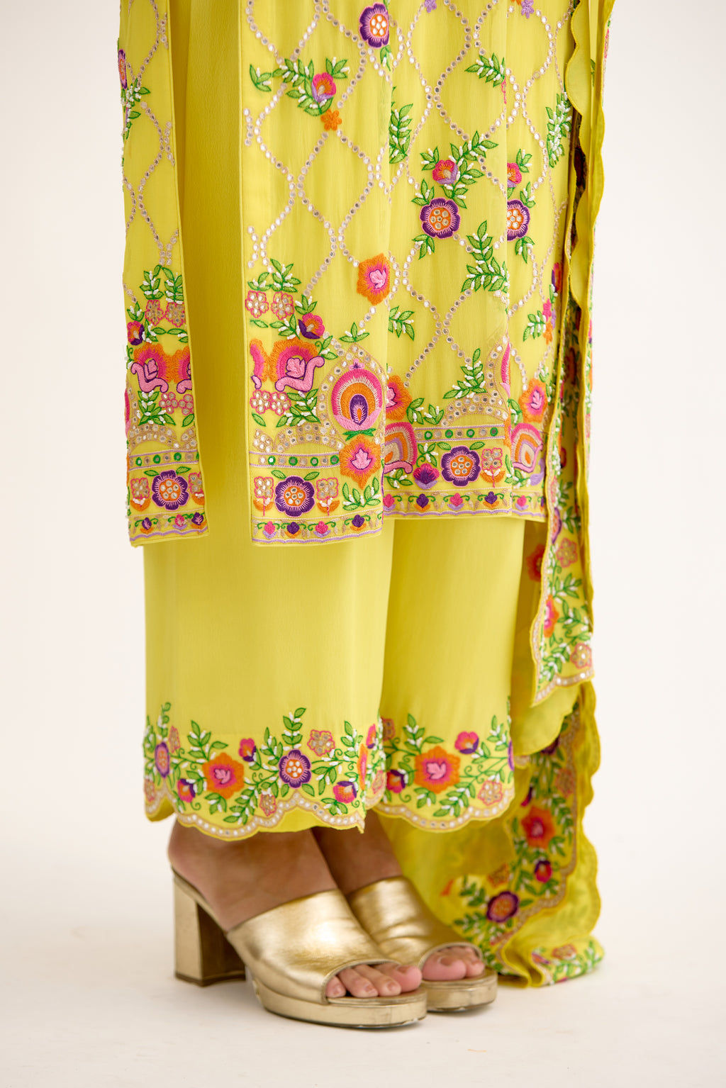 Rivaa Georgette Straight Suit Set