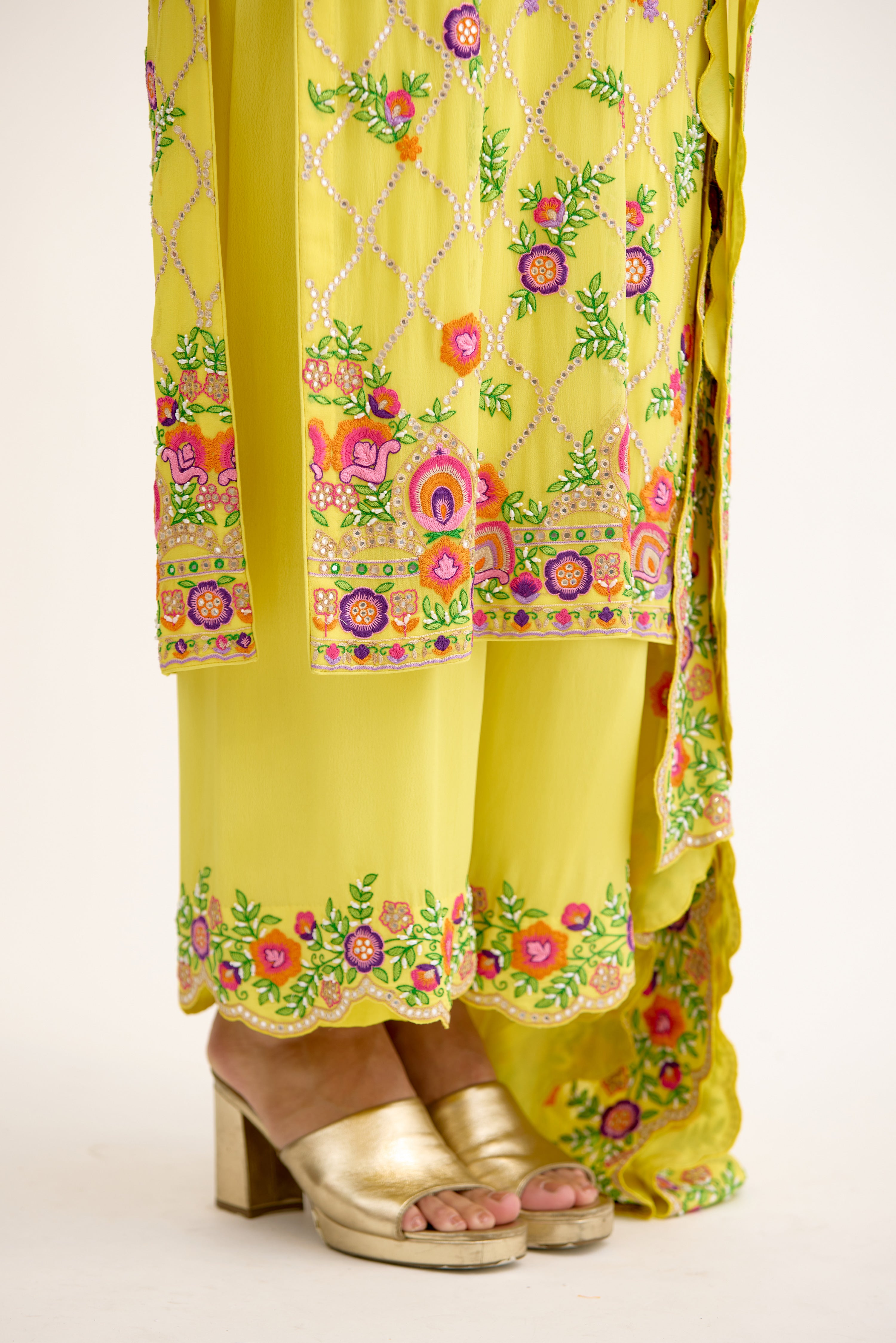 Rivaa Georgette Straight Suit Set