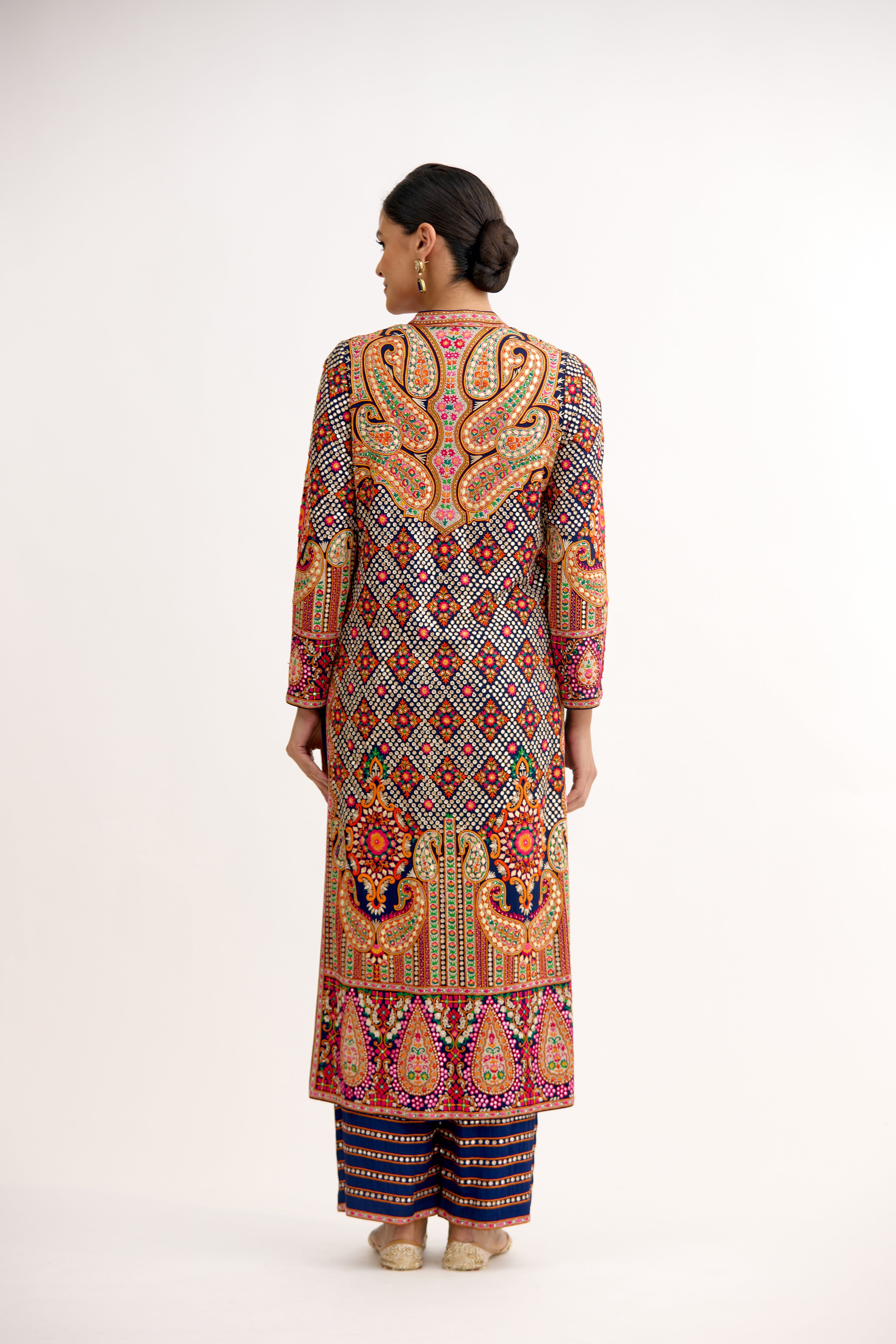 Jashn-e-Virasat Crepe Straight Suit