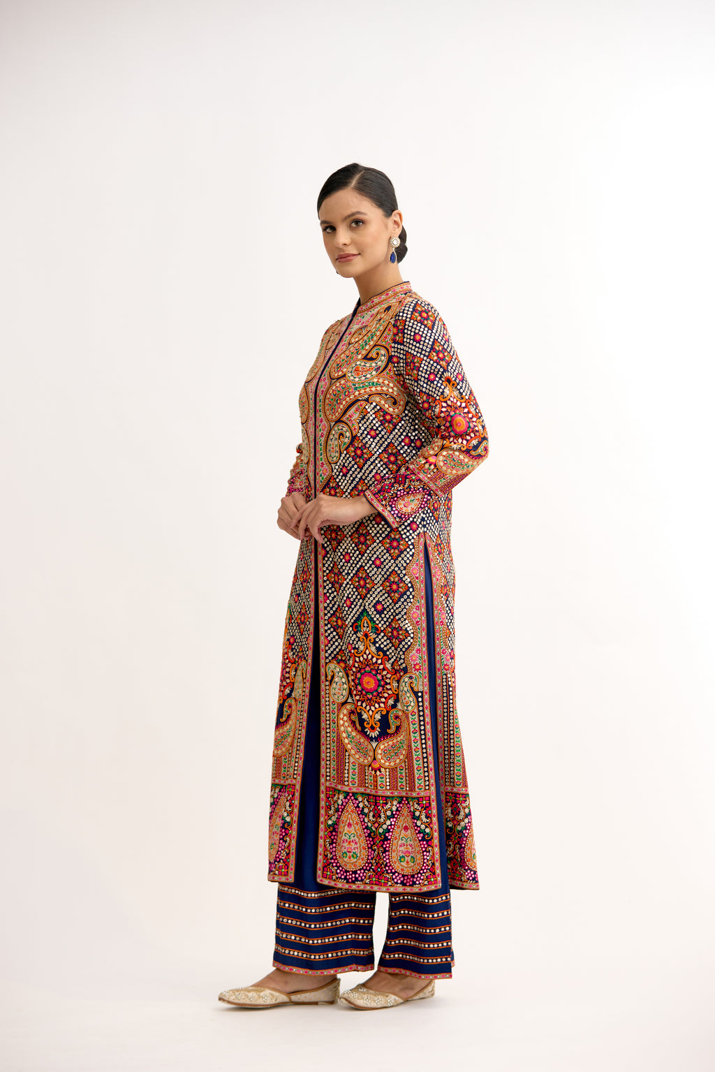 Jashn-e-Virasat Crepe Straight Suit