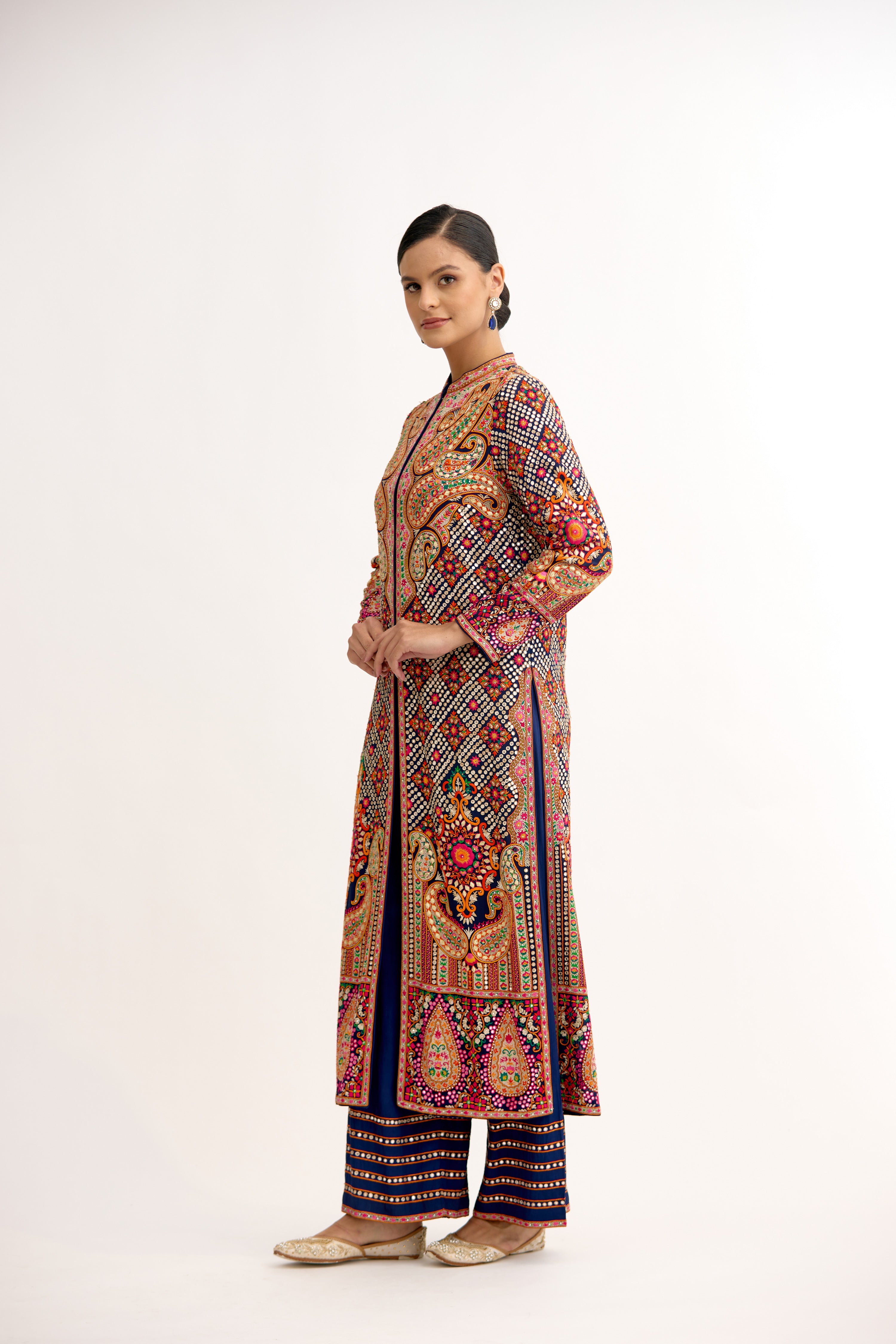 Jashn-e-Virasat Crepe Straight Suit
