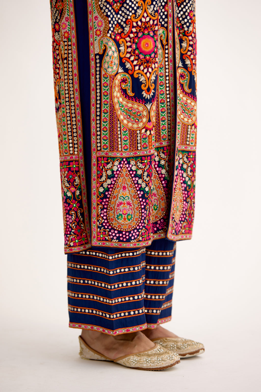 Jashn-e-Virasat Crepe Straight Suit