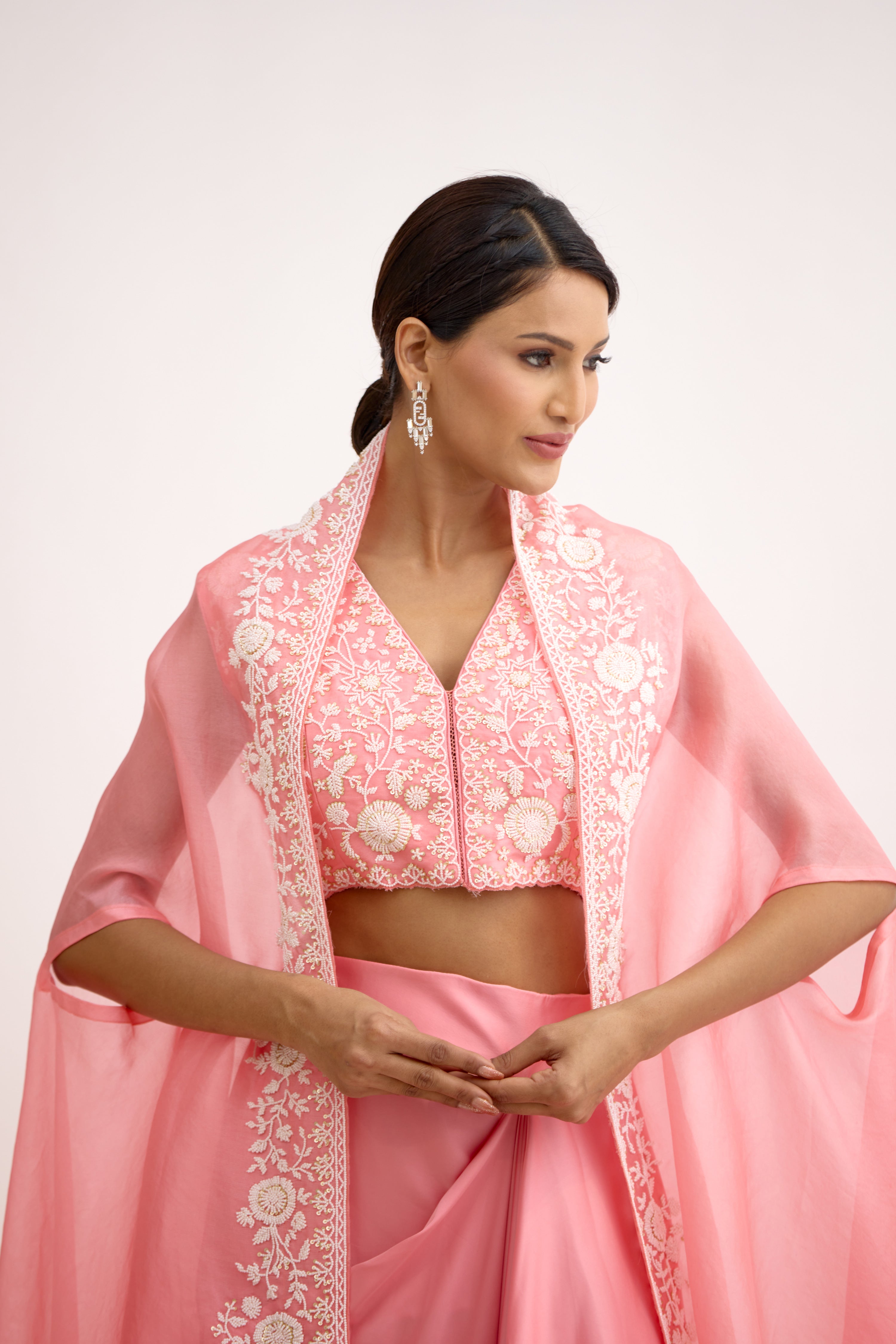 Jashn-e-Begum Cowl Cape Set