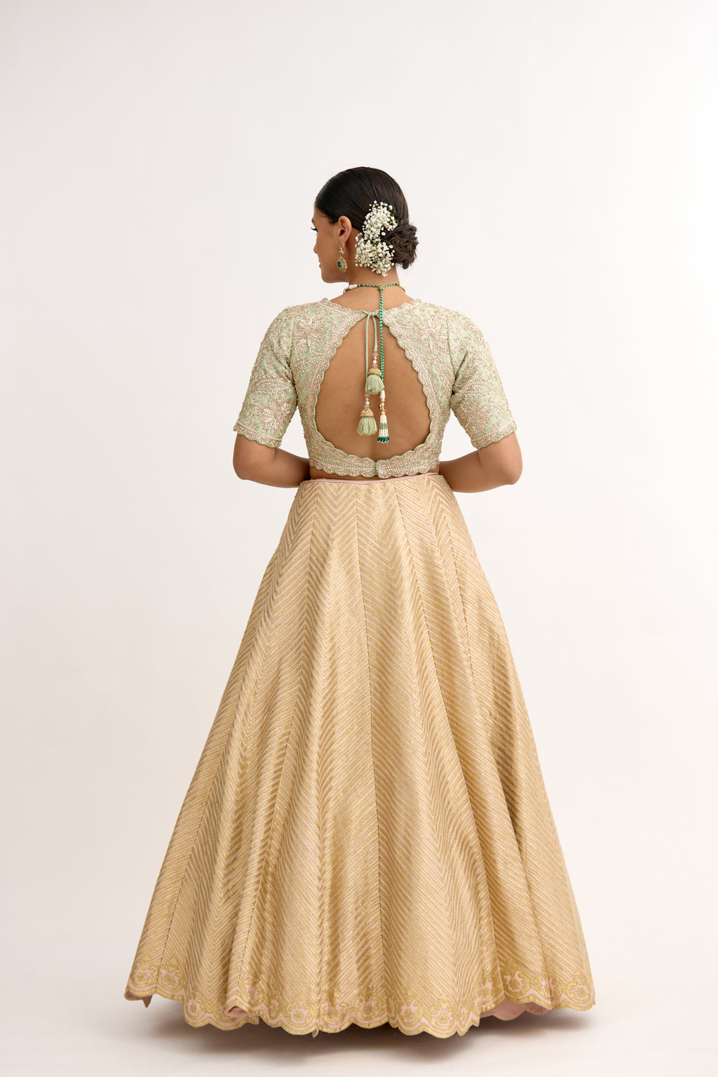 Begum-e-Riwaayat Nakashi Raw Silk Lehenga Set
