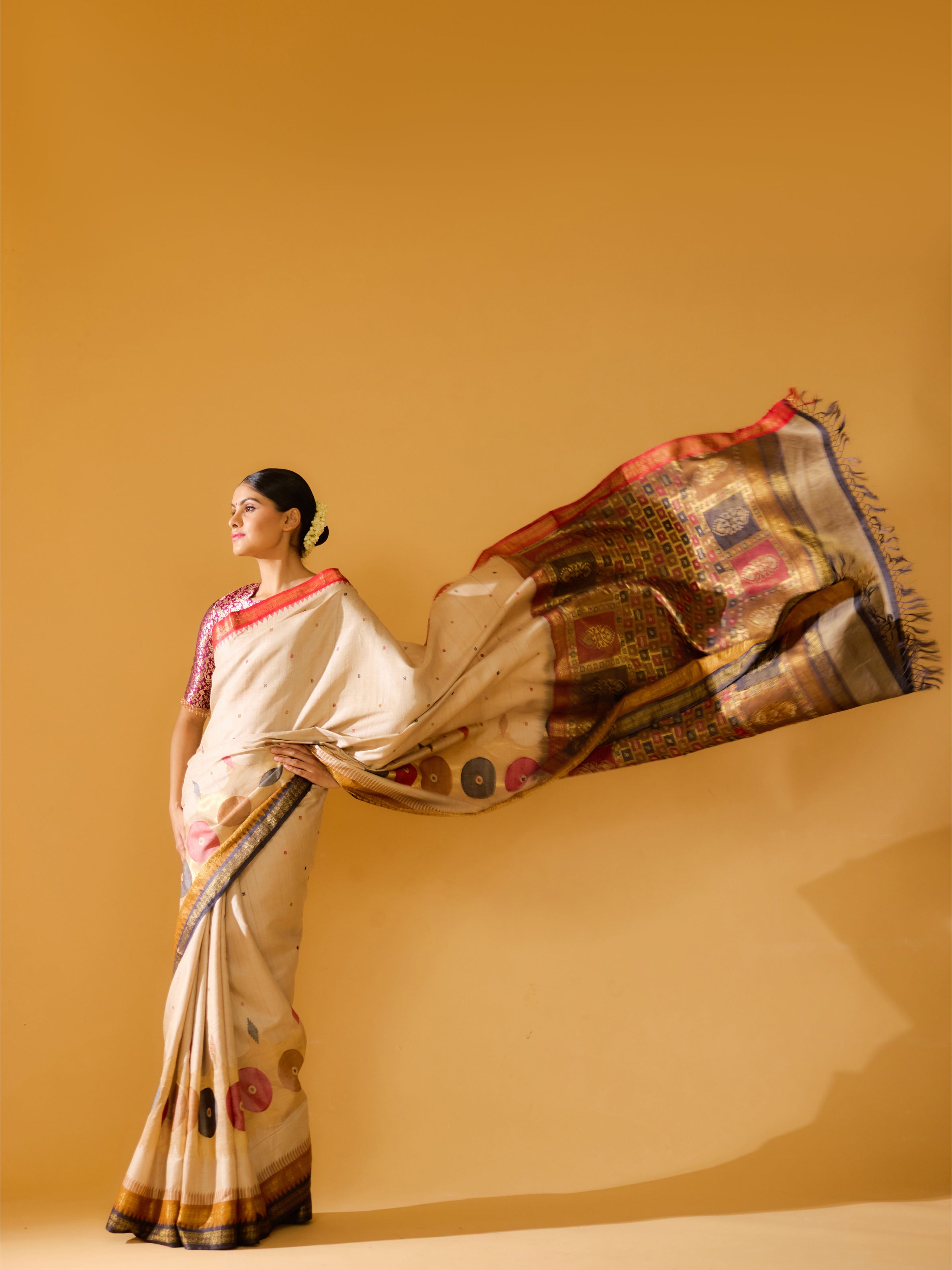 Beige Heirloom Real Gold Monga Tussar Silk Saree