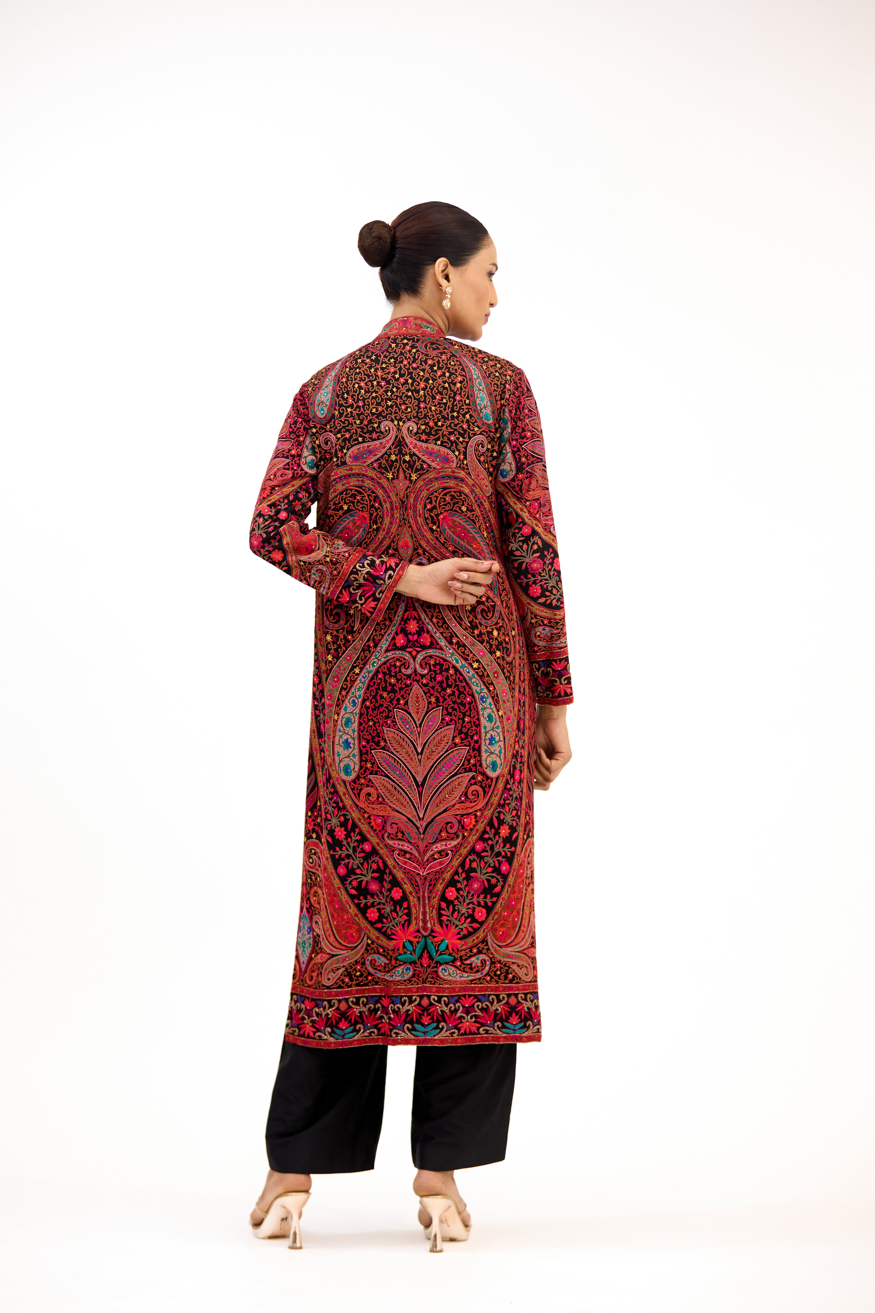 Rang-e-Noor Hand-Embroidered Crystal & Cutdana Georgette Straight Suit Set