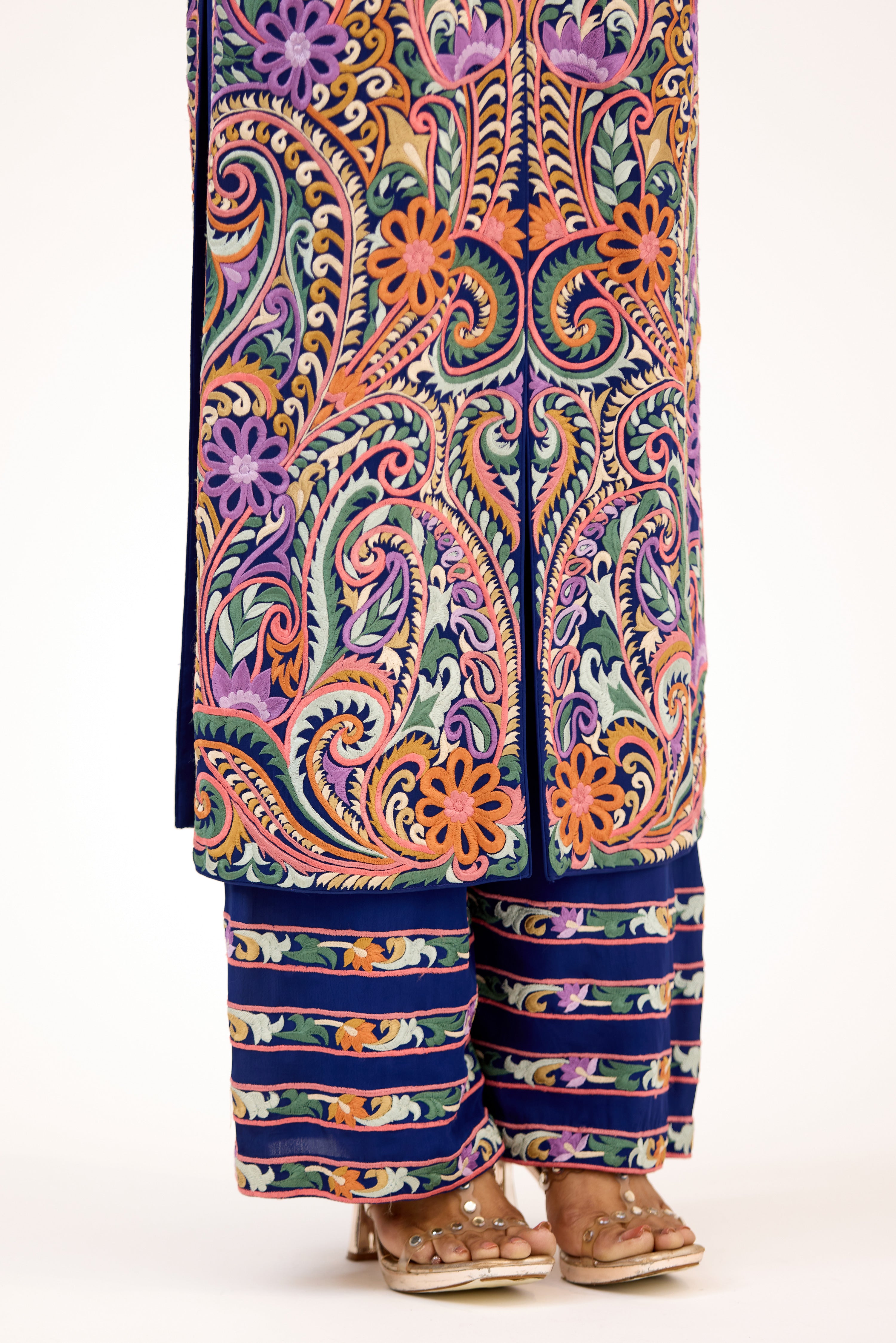 PushpLeher Multicolour Threadwork Paisley Floral Georgette Straight Suit