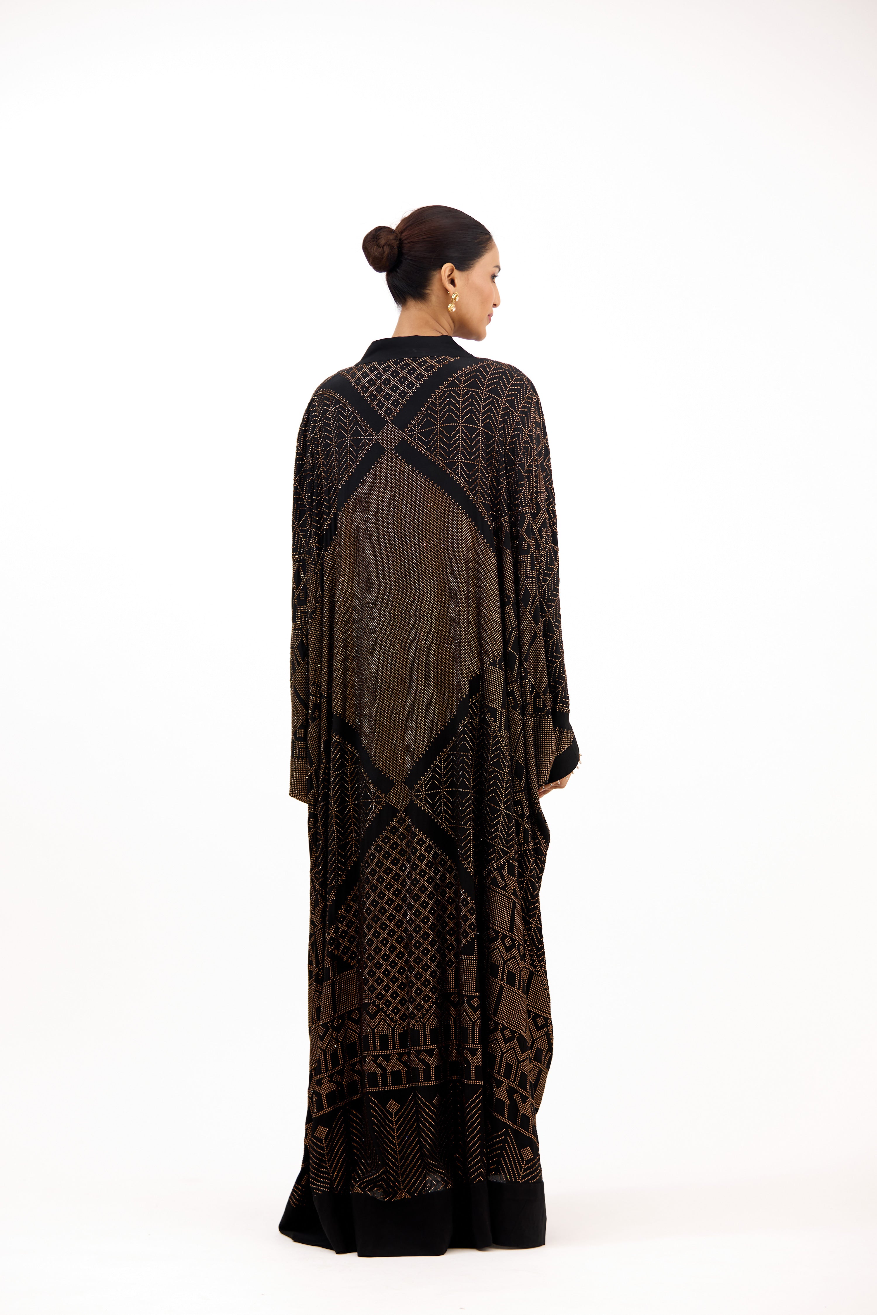 Sahar-E-Zar Golden Crystal Georgette Cape Set