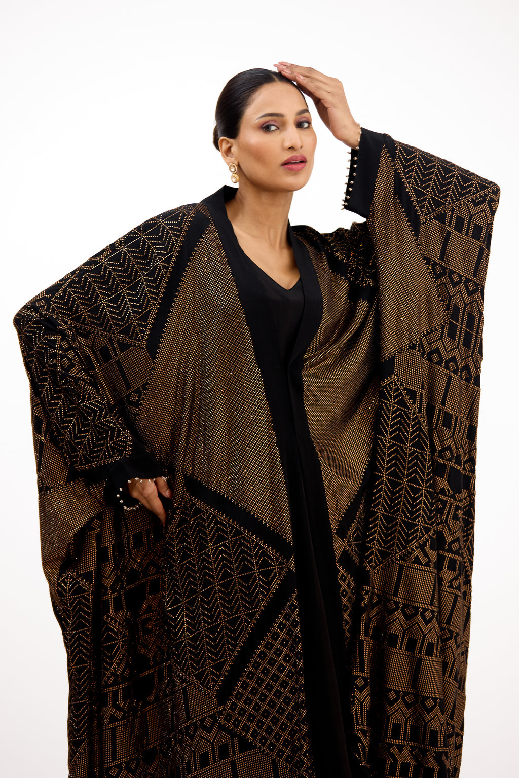 Sahar-E-Zar Golden Crystal Georgette Cape Set