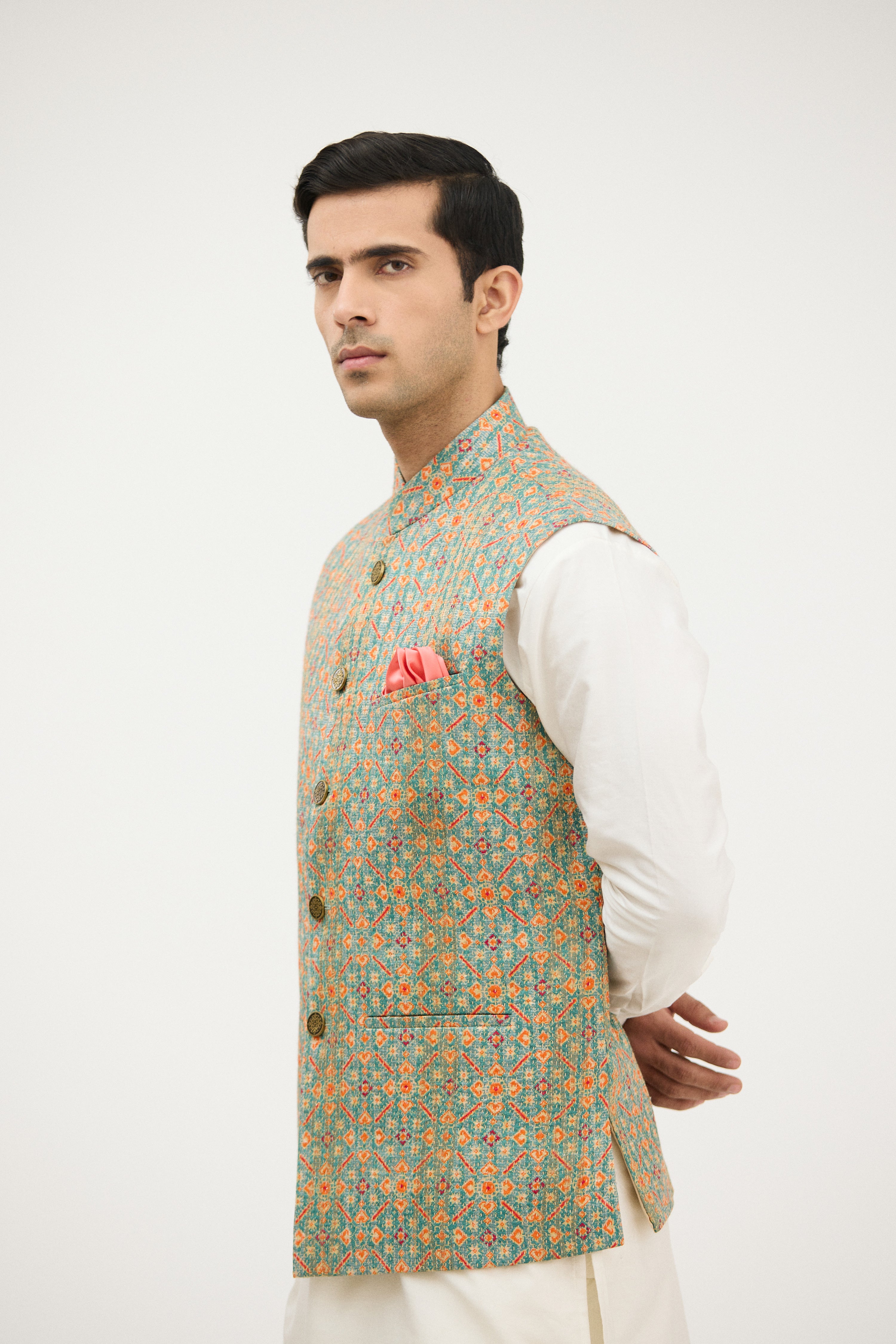Kanthrekha Nehru Jacket