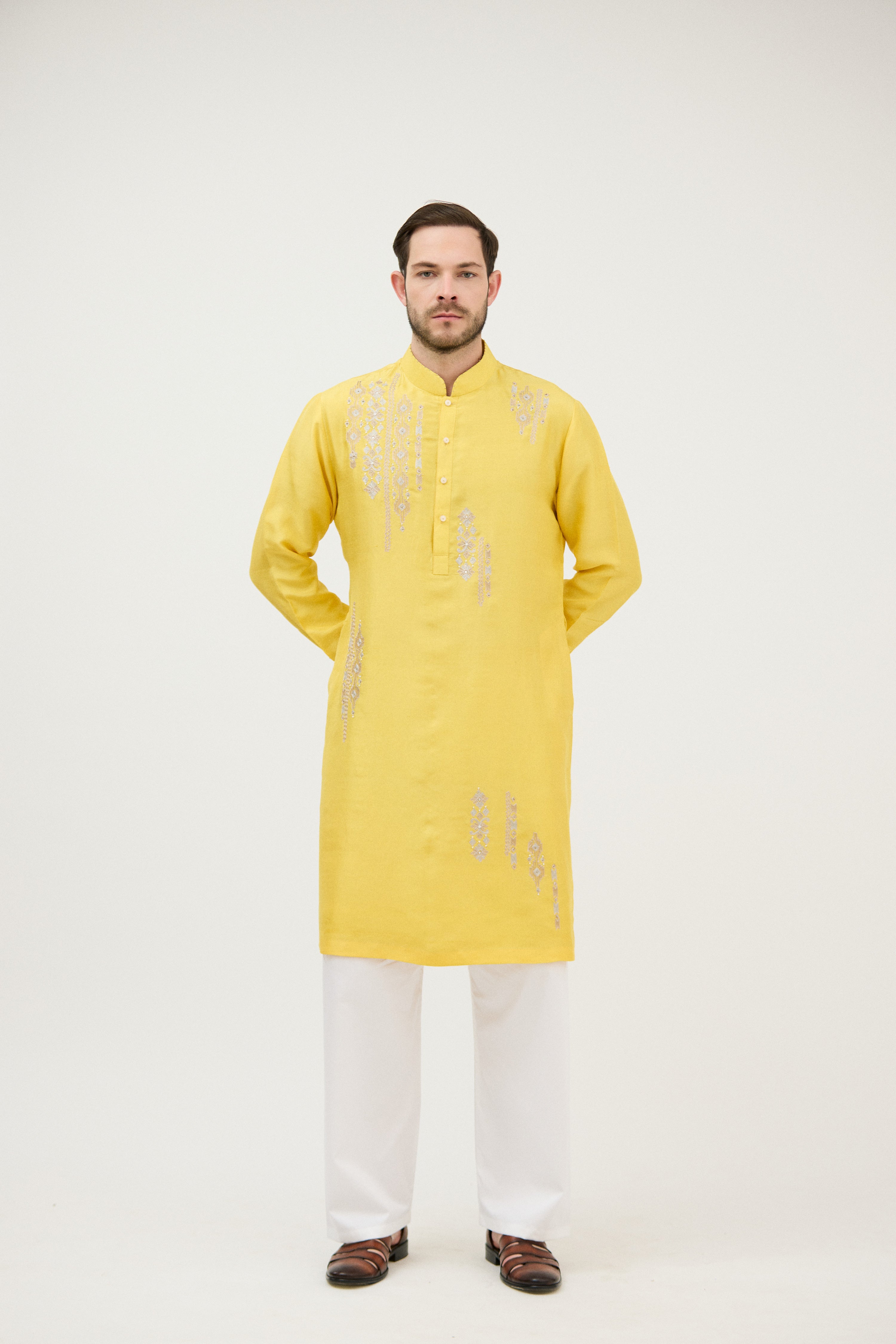 Luma Zari Knot Kurta Set