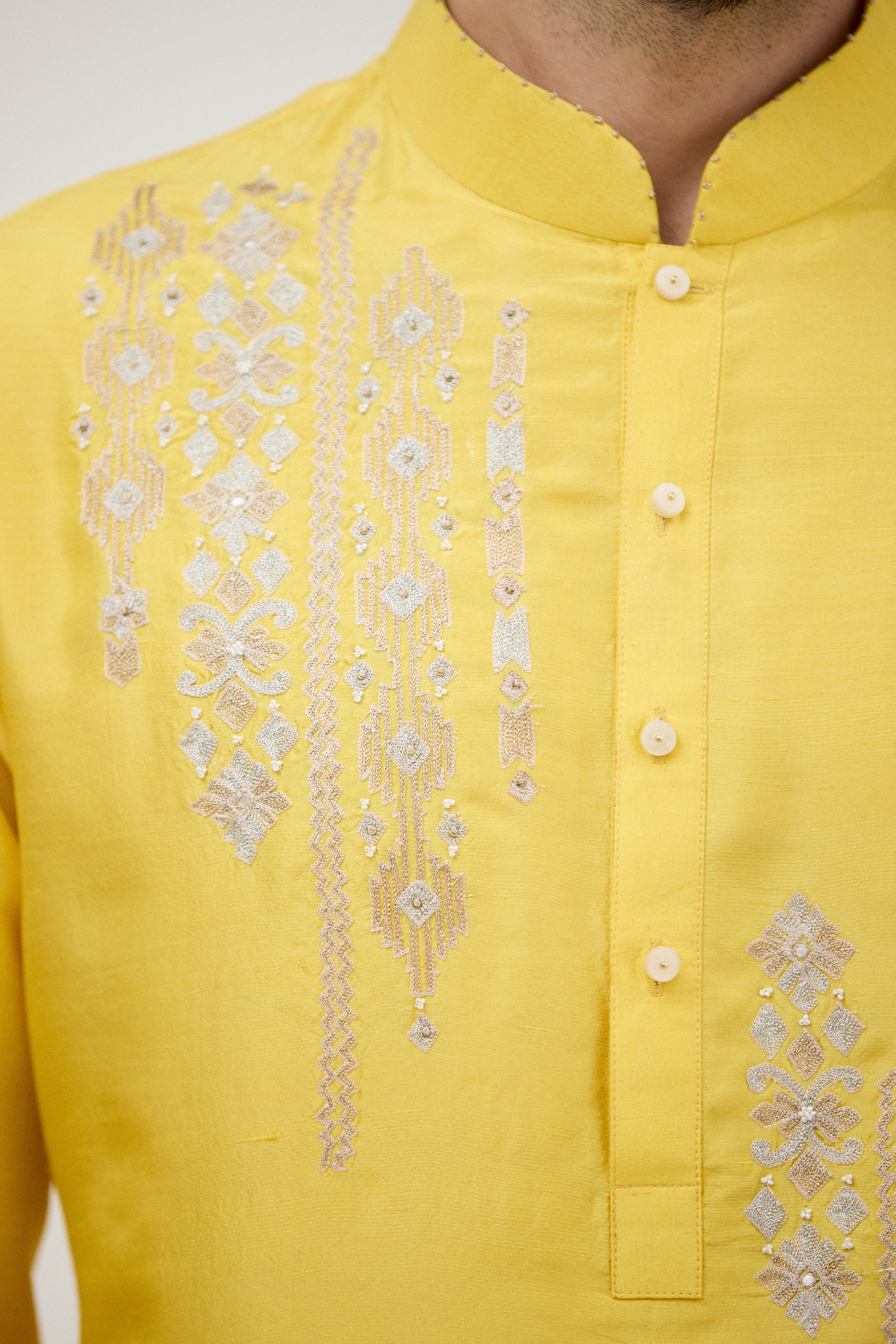 Luma Zari Knot Kurta Set