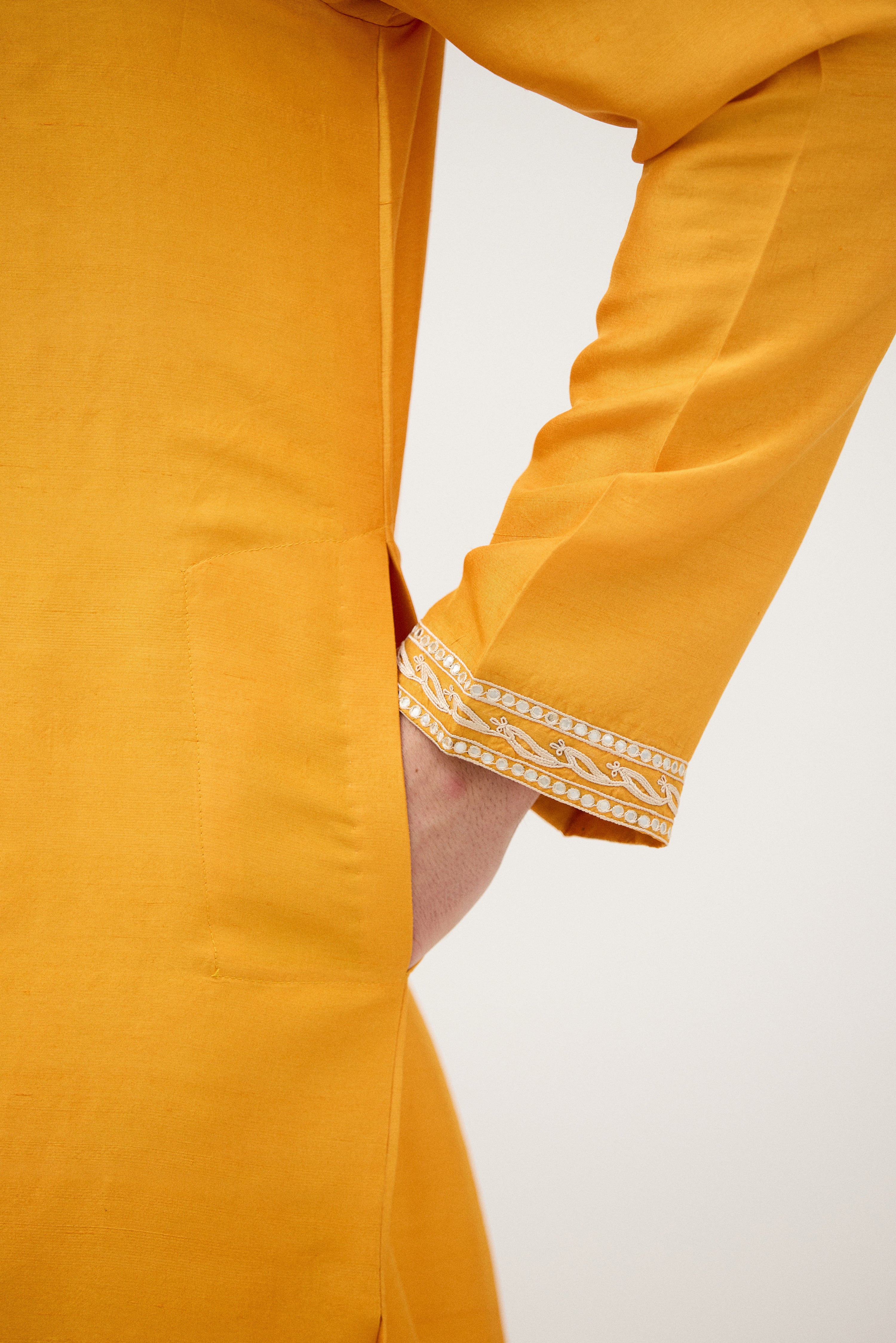 Kiran Dori Sequin Embellished Kurta Set