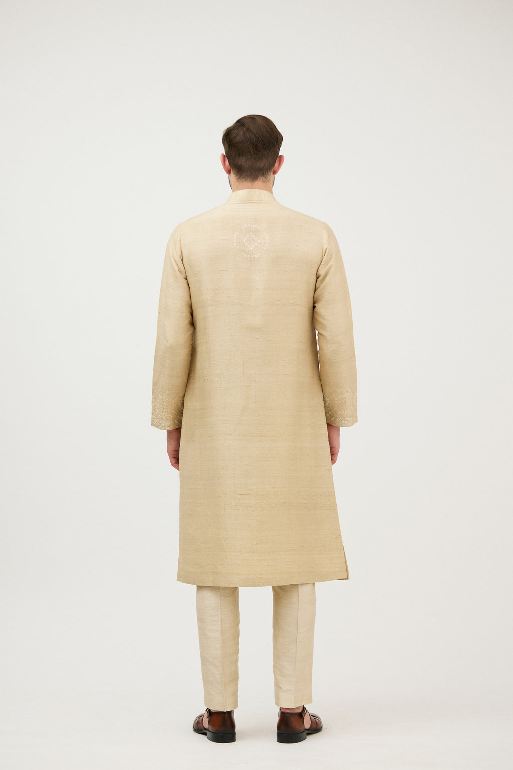 Noor-e-Resham Embroidered Silk Kurta Set