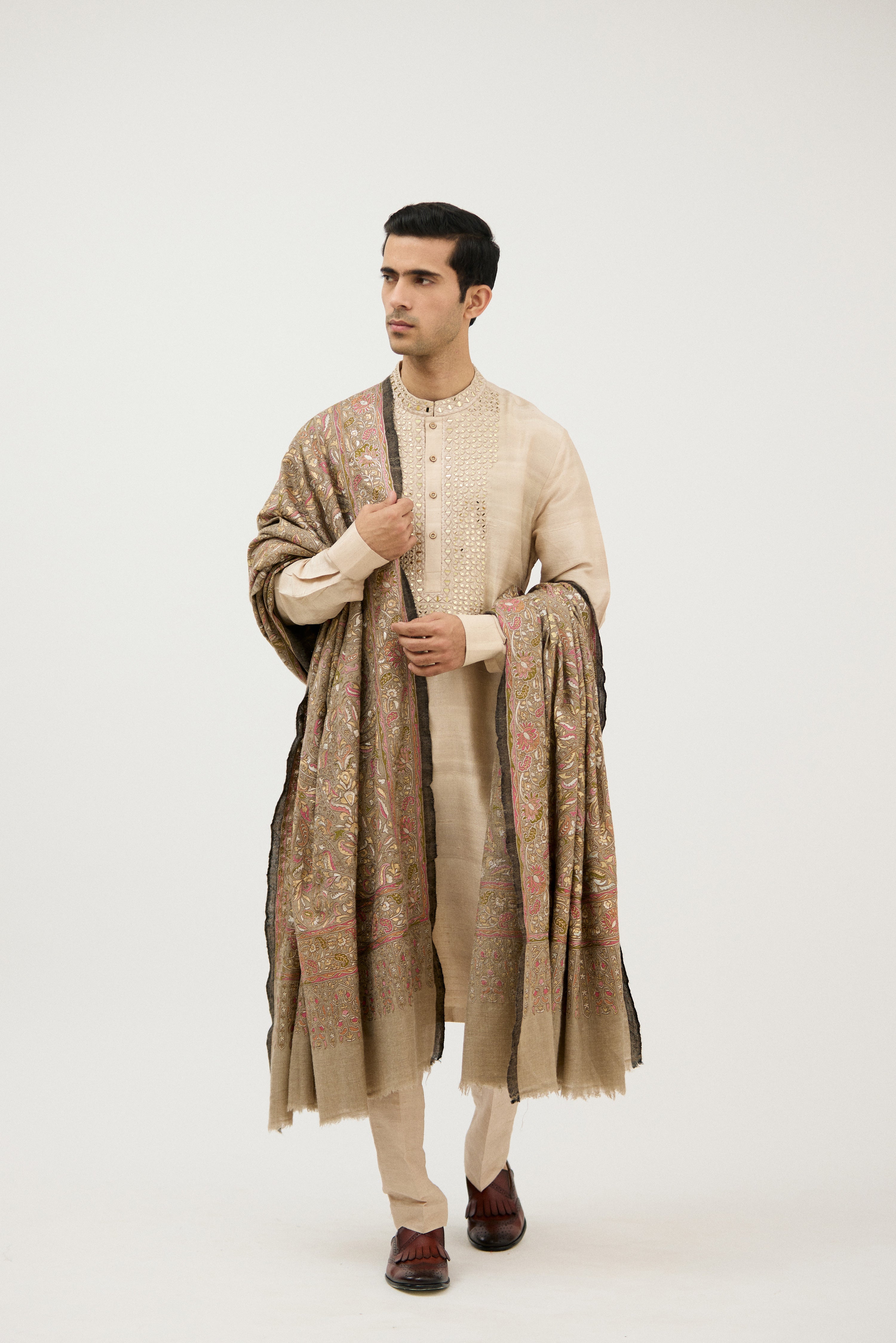 Diwan-e-Khaas Mirror Embroidery Kurta Set
