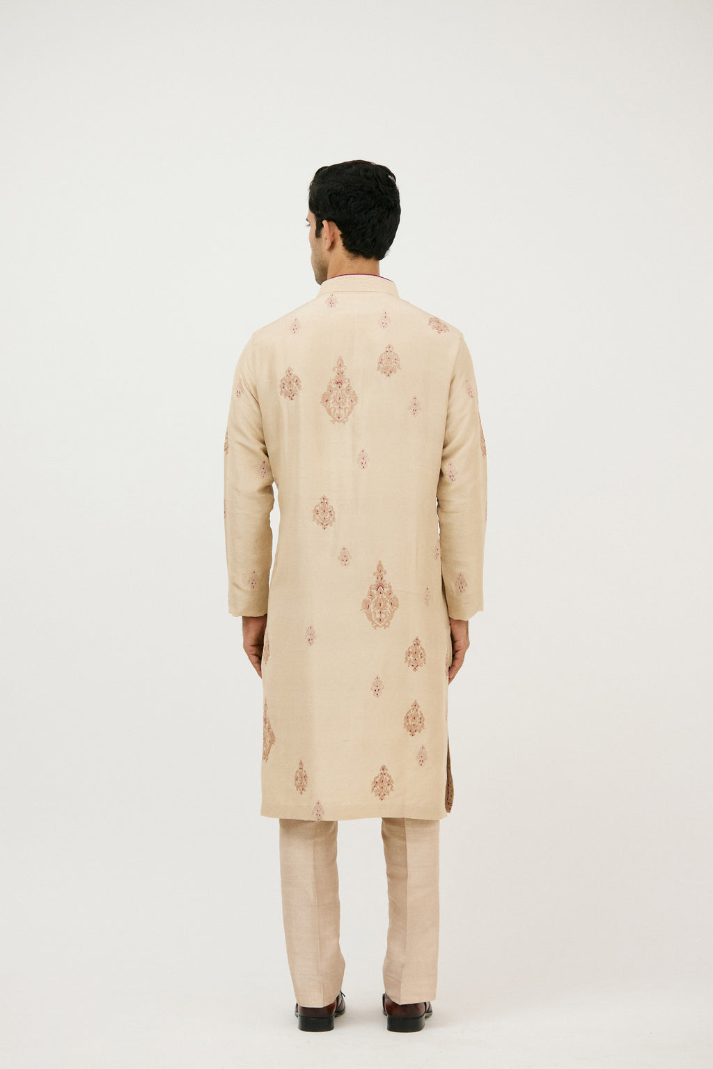 Resham Zari Embroidery Kurta Set
