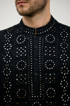 Aaina-e-Noor Resham Sequin French Knot Kurta Set