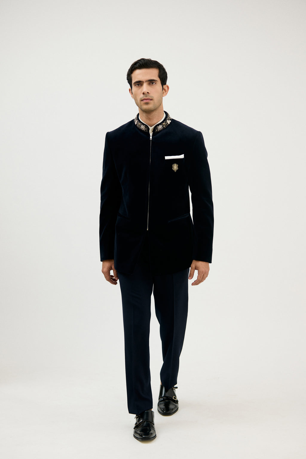Noor-e-Velvet Zip-Closure Bandhgala
