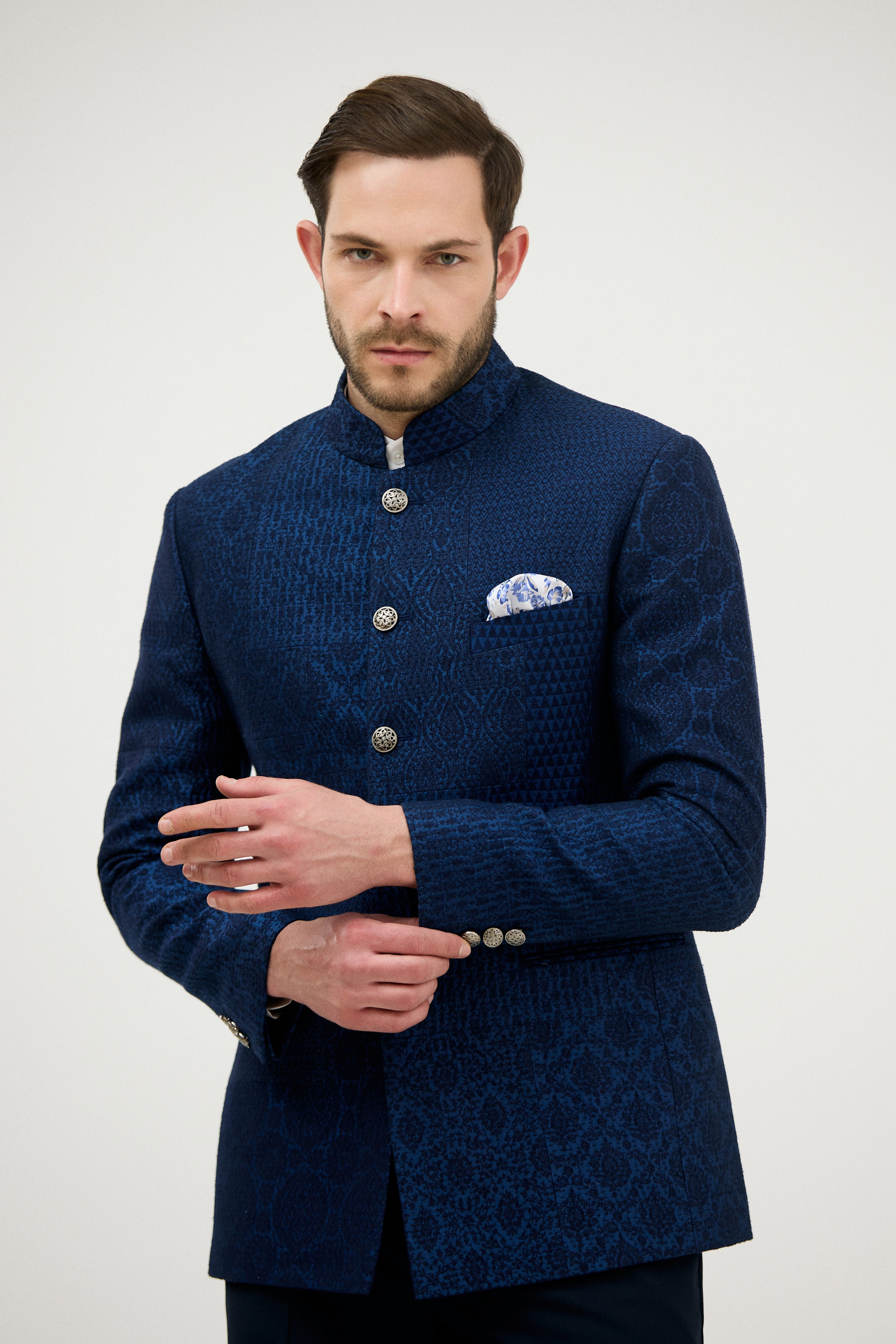Panch-Vastra Daghai Embroidery Bandhgala