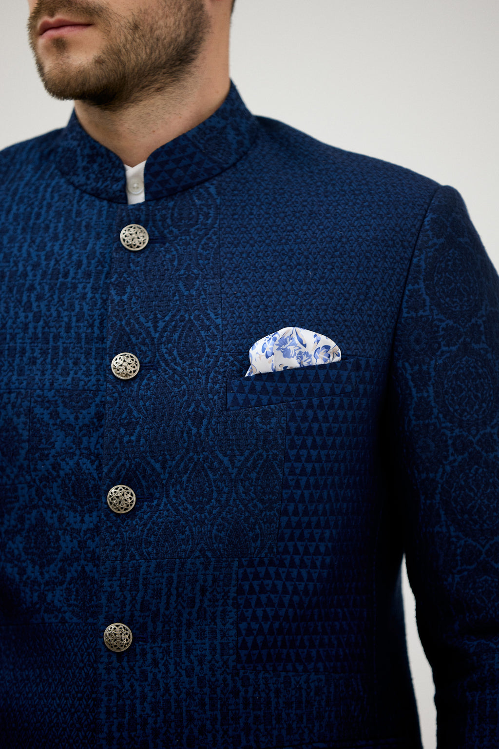 Panch-Vastra Daghai Embroidery Bandhgala