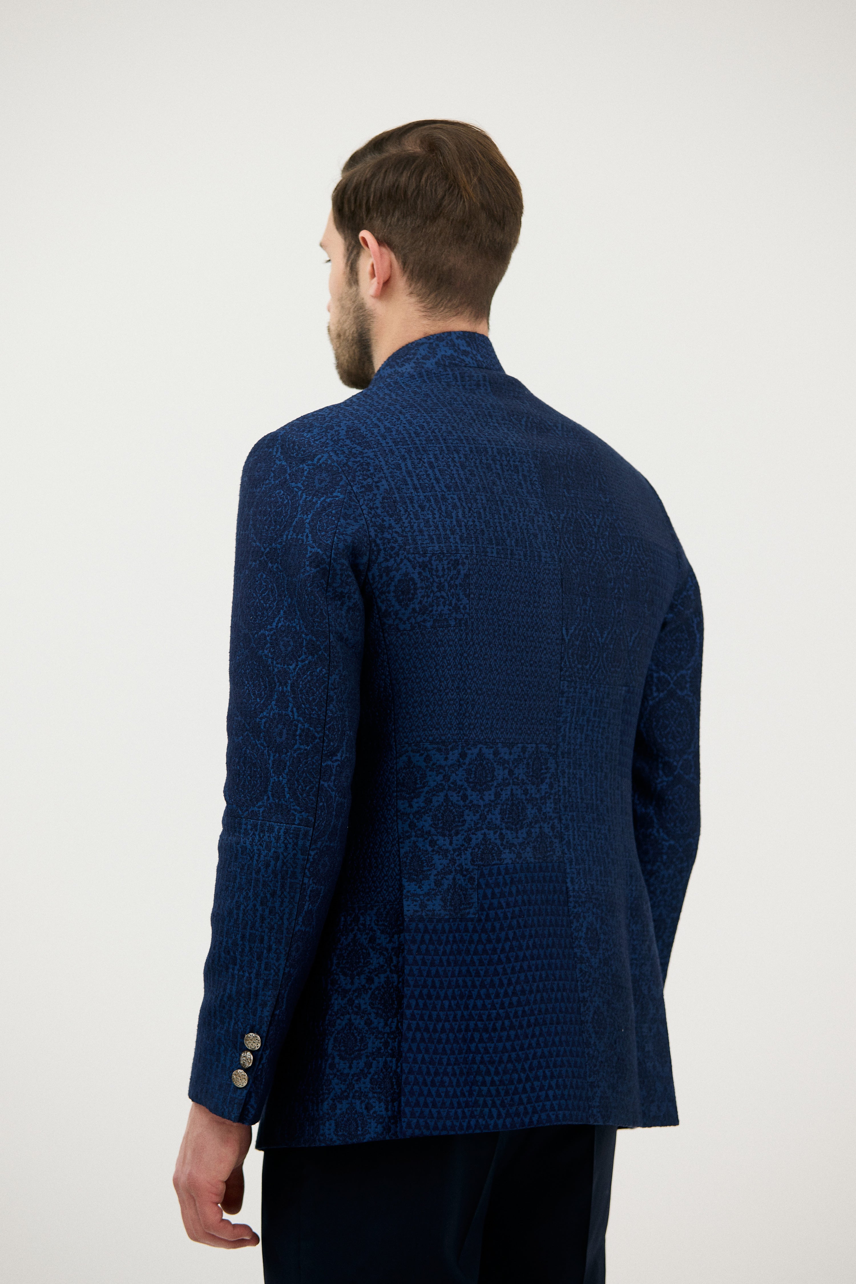 Panch-Vastra Daghai Embroidery Bandhgala