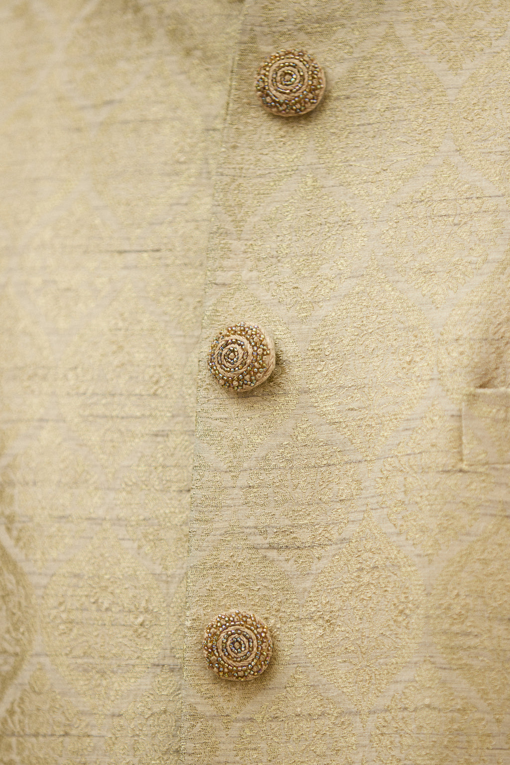Noor-e-Resham Imperial Sherwani
