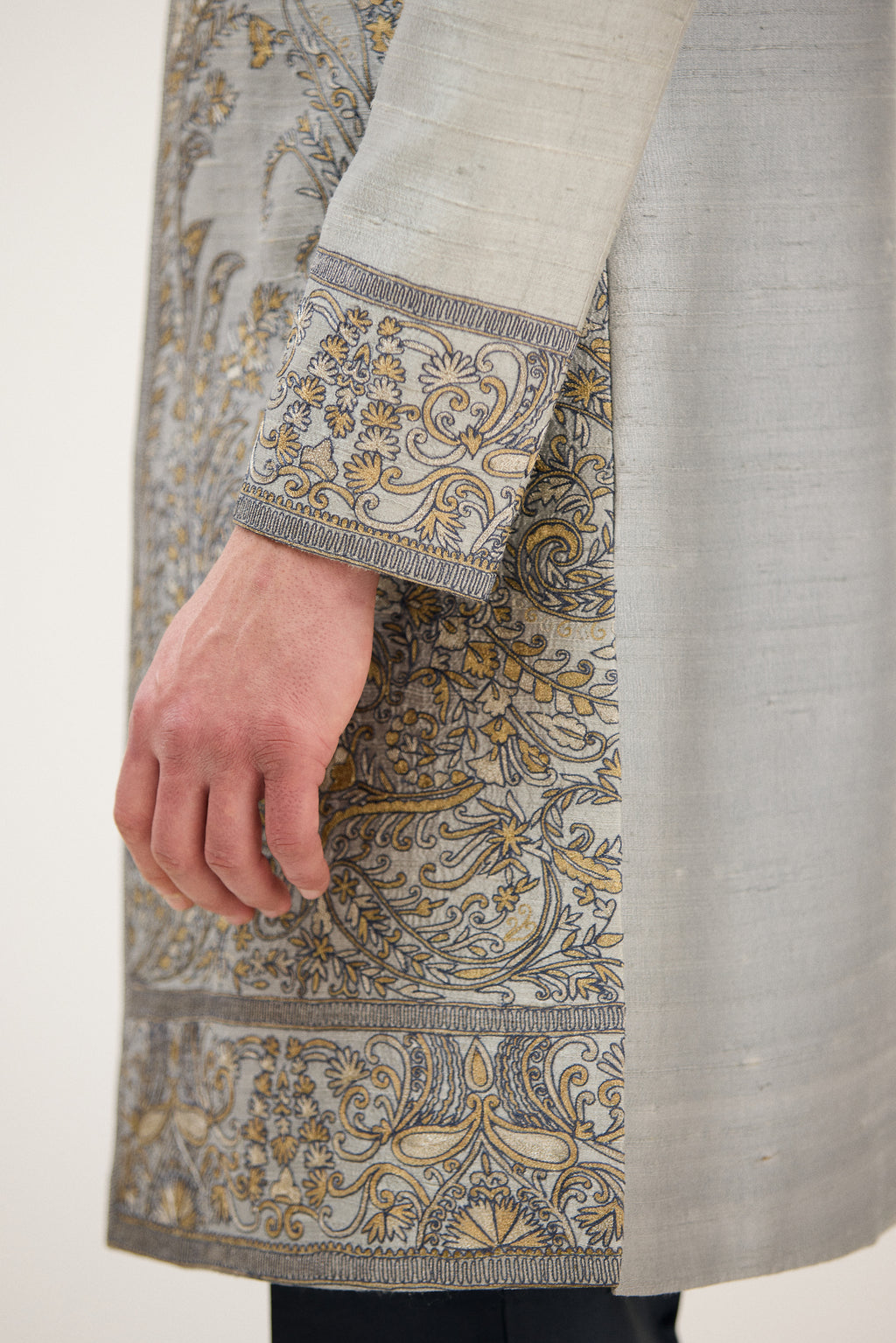 Imperial Zari Signature Sherwani With Kurta Set